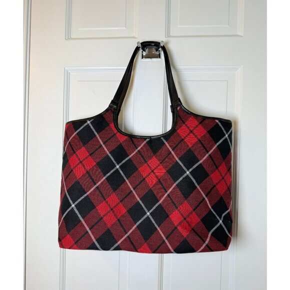 Victoria’s Secret Red & Black Tartan Plaid Tote Bag - Retired EUC - Picture 3 of 11